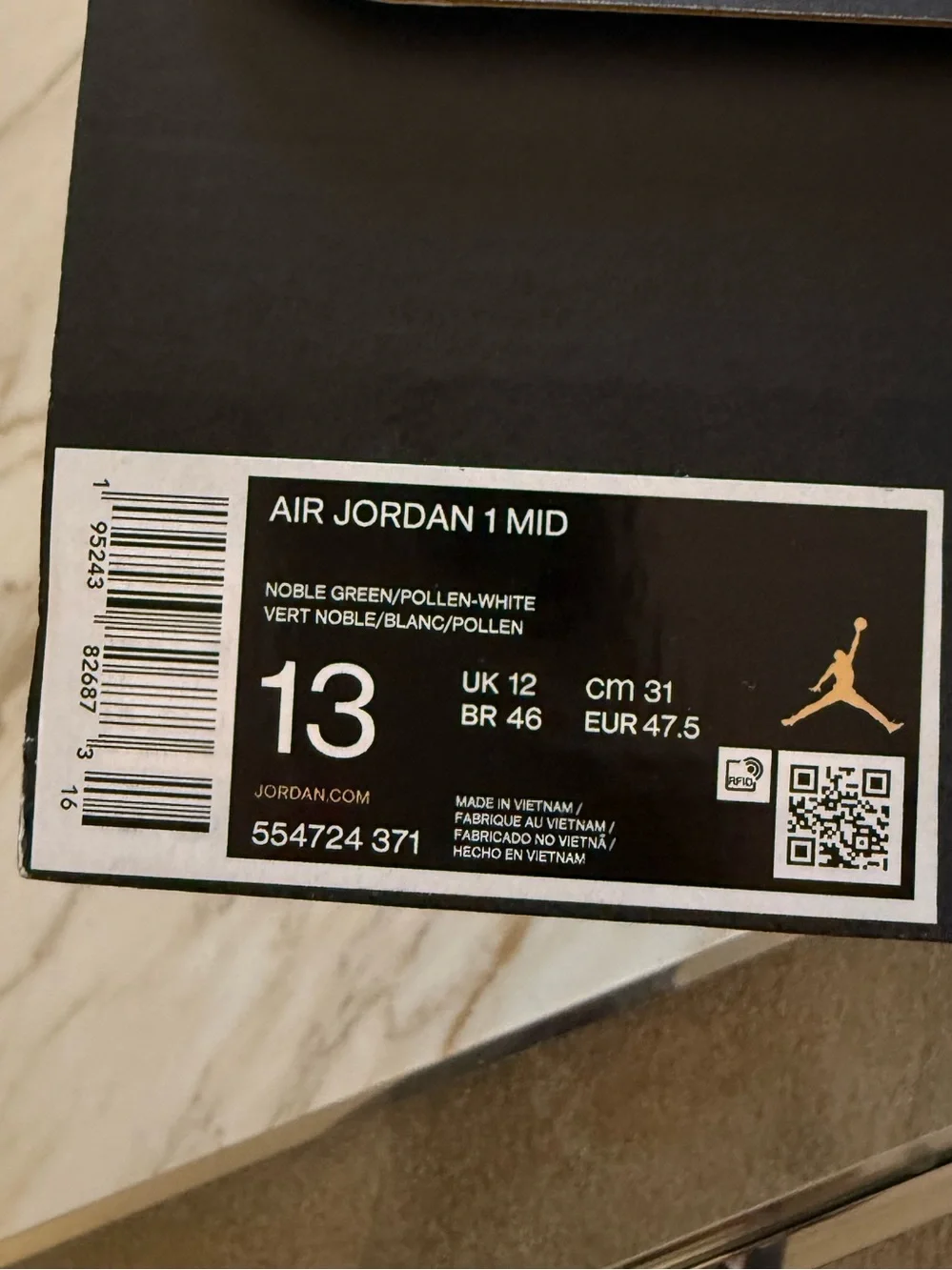 Jordan• 1 Mid in Noble Green, Pollen, White